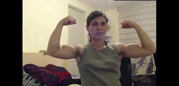  biceps flex on cam